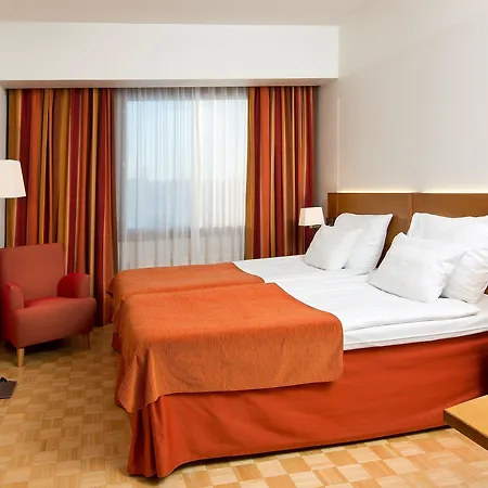 Original Sokos Kimmel מלון 4*